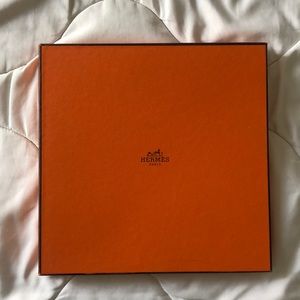 Hermès Dans Un Jardin Anglais scarf